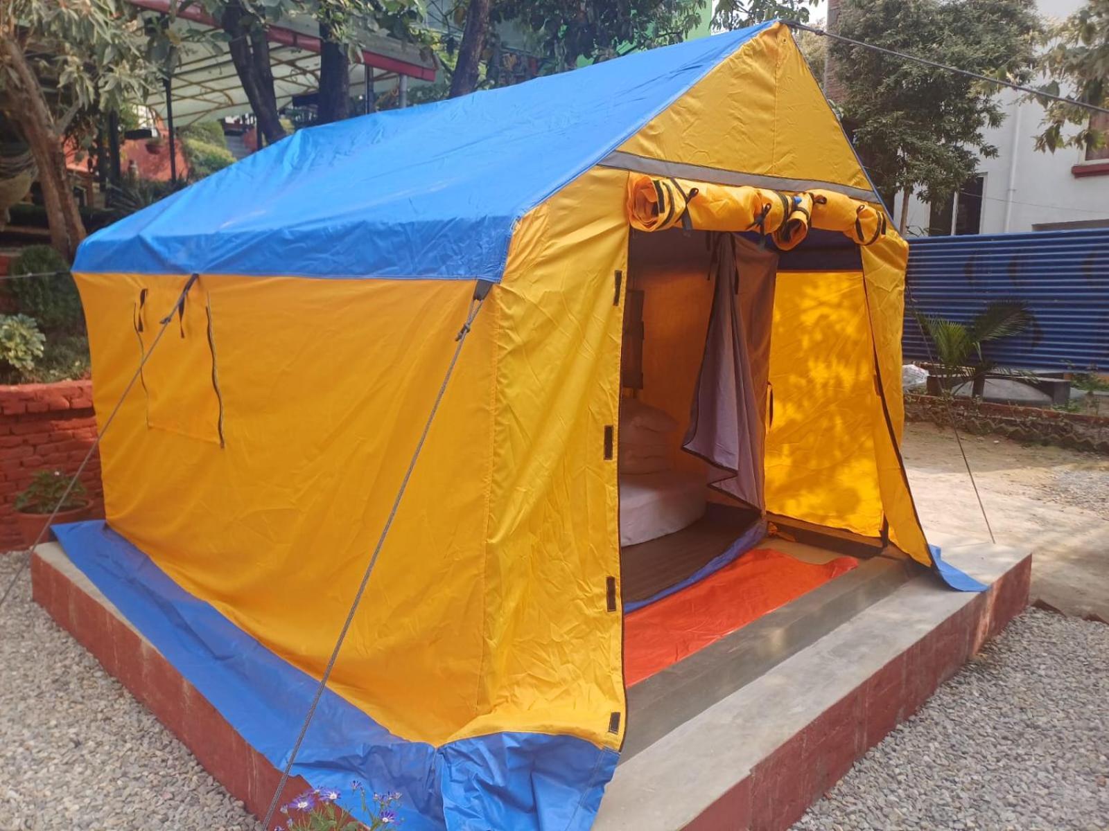 Wander Thirst Hostel Kathmandu Buitenkant foto